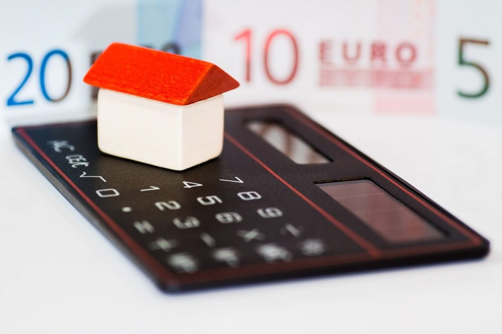 Immobilienkäufer bringen im Schnitt 190.000 Euro Eigenkapital auf